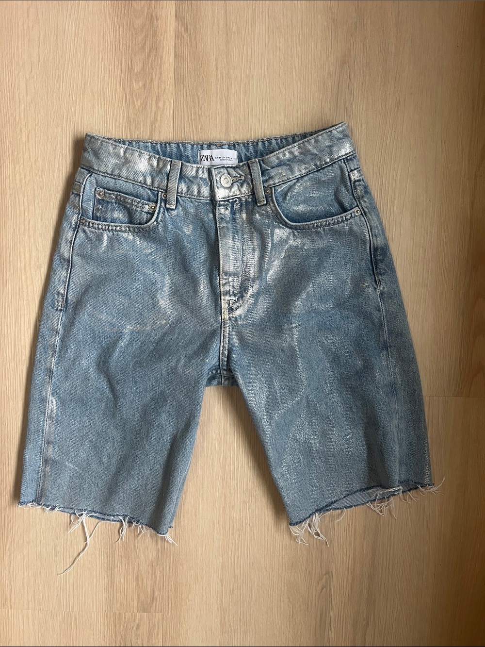 Zara Light Blue Denim 100% Cotton Cutoff Jorts/Bermuda Shorts Metallic Sheen